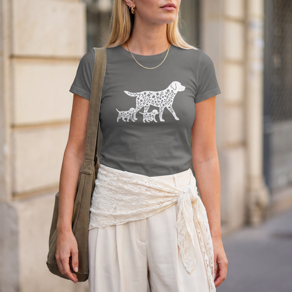 Labrador Mom Comfort Colors® T-Shirt