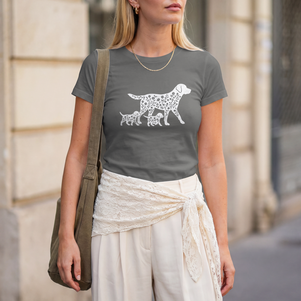 Labrador Mom Comfort Colors® T-Shirt